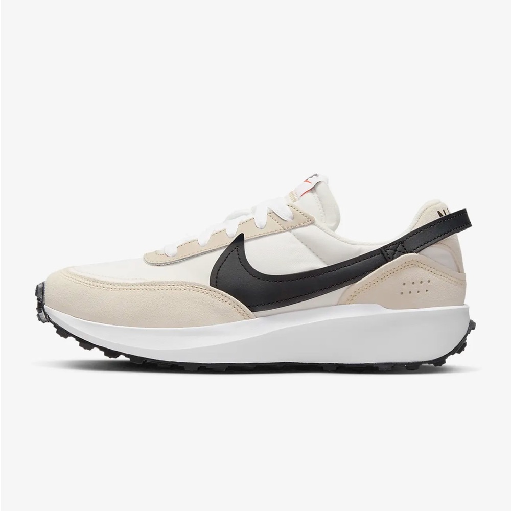 Nike atheletic shoes